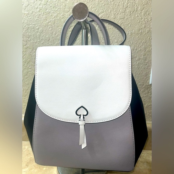 Kate Spade New York Adel Medium Flap
Backpack (Optic white/taupe/black) - Picture 2 of 14